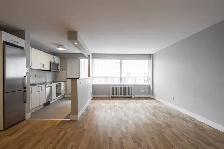 Renovated one bedroom, Spencer Ave and King St - ID 4668 - Photo 3