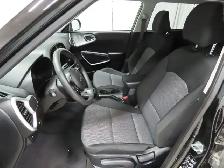 2022 Kia Soul LX  Apple Carplay, Heated seats, Climate control, - Photo 12