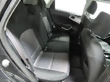 2022 Kia Soul LX  Apple Carplay, Heated seats, Climate control, - Photo 19