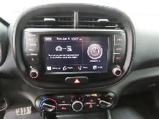 2022 Kia Soul LX  Apple Carplay, Heated seats, Climate control, - Photo 23
