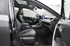 2023 Toyota RAV4 XLE AWD AWD, HEATED SEATS, BACKUP CAMERA & MORE - Photo 33