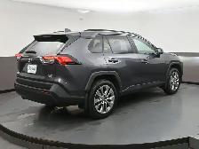 2023 Toyota RAV4 XLE AWD AWD, HEATED SEATS, BACKUP CAMERA & MORE - Photo 40