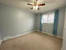 444 Dolshire St UPPER - ALL INCLUSIVE 3 bed, 2 bath - 3 Bedroom - Photo 10