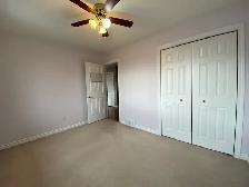 444 Dolshire St UPPER - ALL INCLUSIVE 3 bed, 2 bath - 3 Bedroom - Photo 13