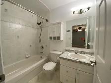 444 Dolshire St UPPER - ALL INCLUSIVE 3 bed, 2 bath - 3 Bedroom - Photo 20