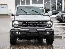 2026 Ford Bronco Outer Banks 4 Door 4x4 - Photo 3