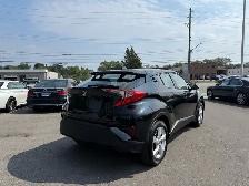 2018 Toyota C-HR FWD XLE - Photo 7