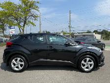 2018 Toyota C-HR FWD XLE - Photo 8