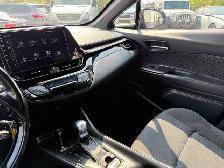 2018 Toyota C-HR FWD XLE - Photo 16