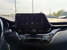 2018 Toyota C-HR FWD XLE - Photo 17