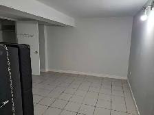 Two Bedrooms Legal Basement Apartment for Rent in Brampton - Photo 8