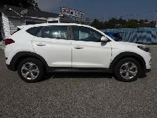 2016 Hyundai Tucson SE - Photo 2