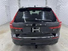 Volvo XC60 B6 Momentum AWD 2022 à vendre - Photo 9