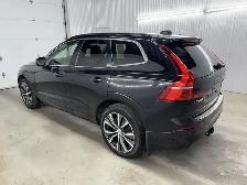 Volvo XC60 B6 Momentum AWD 2022 à vendre - Photo 11