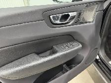 Volvo XC60 B6 Momentum AWD 2022 à vendre - Photo 16