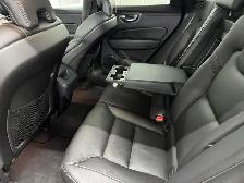 Volvo XC60 B6 Momentum AWD 2022 à vendre - Photo 17