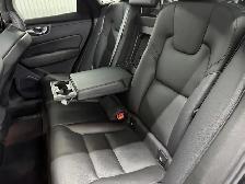 Volvo XC60 B6 Momentum AWD 2022 à vendre - Photo 18