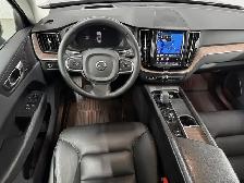 Volvo XC60 B6 Momentum AWD 2022 à vendre - Photo 21