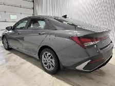 Hyundai Elantra Preferred IVT 2024 à vendre - Photo 8