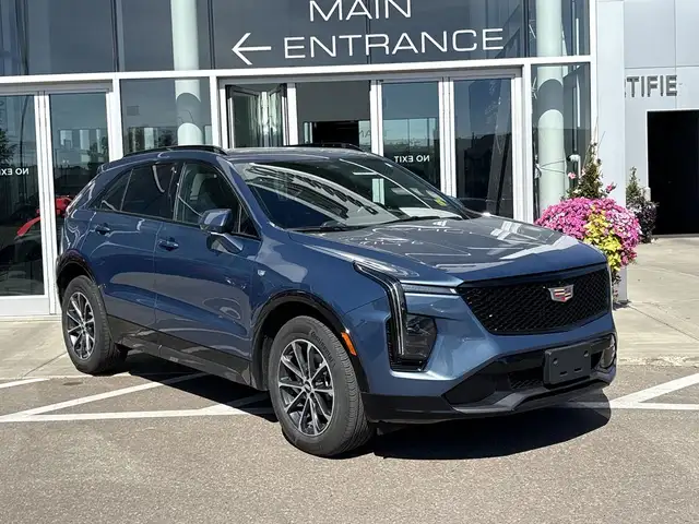 2024 Cadillac XT4 AWD SPORT