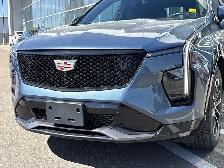 2024 Cadillac XT4 AWD SPORT - Photo 3