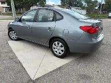 2010 Hyundai Elantra - Photo 5