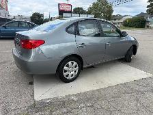 2010 Hyundai Elantra - Photo 7