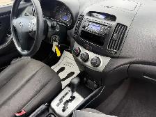 2010 Hyundai Elantra - Photo 17