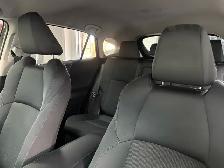 2022 Toyota Venza LE AWD - Photo 18