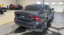 2022 Volvo S60 - Photo 5