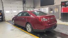 2014 Ford Taurus - Photo 3