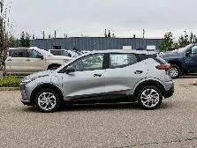 2027 Chevrolet Bolt - Photo 9