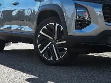 2027 Chevrolet Equinox AWD RS - Photo 6