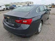 2017 Chevrolet Malibu - Photo 5