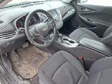 2017 Chevrolet Malibu - Photo 10