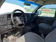2011 GMC Savana - Photo 10