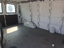 2011 GMC Savana - Photo 14