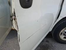 2011 GMC Savana - Photo 27