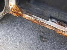 2011 GMC Savana - Photo 32