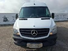 2014 Mercedes-Benz Sprinter - Photo 2