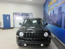 JEEP PATRIOT 2014 NORTH EDITION 4X4 SIEGES CHAUFFANT PETIT PRIX - Photo 3