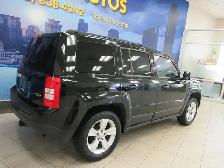 JEEP PATRIOT 2014 NORTH EDITION 4X4 SIEGES CHAUFFANT PETIT PRIX - Photo 17