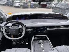 2027 Lincoln Navigator Black Label - Photo 11