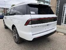 2027 Lincoln Navigator Black Label - Photo 15