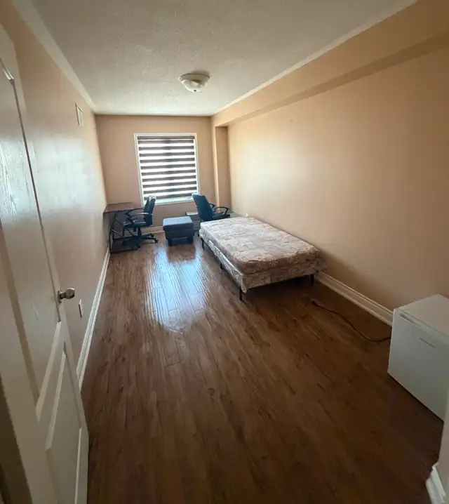 STARTING SEPTEMBER 5TH – 4 ROOMS FOR RENT NEAR YORK UNIVERSITY