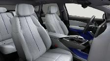 2027 Cadillac OPTIQ Premium Luxury - Photo 5