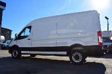 2021 Ford Transit Cargo Van T-250 148WB Med Roof  Séparateur - Photo 5