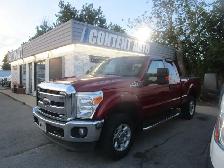 Ford F-350 XLT cabine double 4RM 142 po XLT 2016