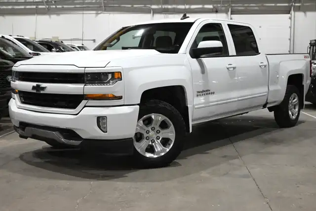 2018 Chevrolet Silverado 1500 4x4 | CREW CAB | 5.3L V8