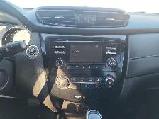 2017 Nissan Rogue - Photo 23